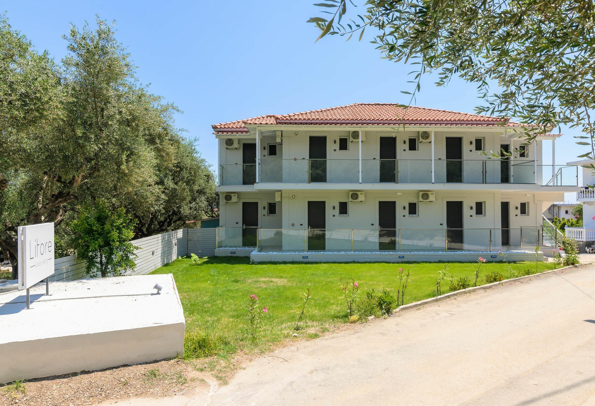 Litore Luxury Living Лаганас Экстерьер фото